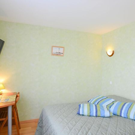 Hôtel Au P'Tit Quinquin à Céaux Extérieur photo