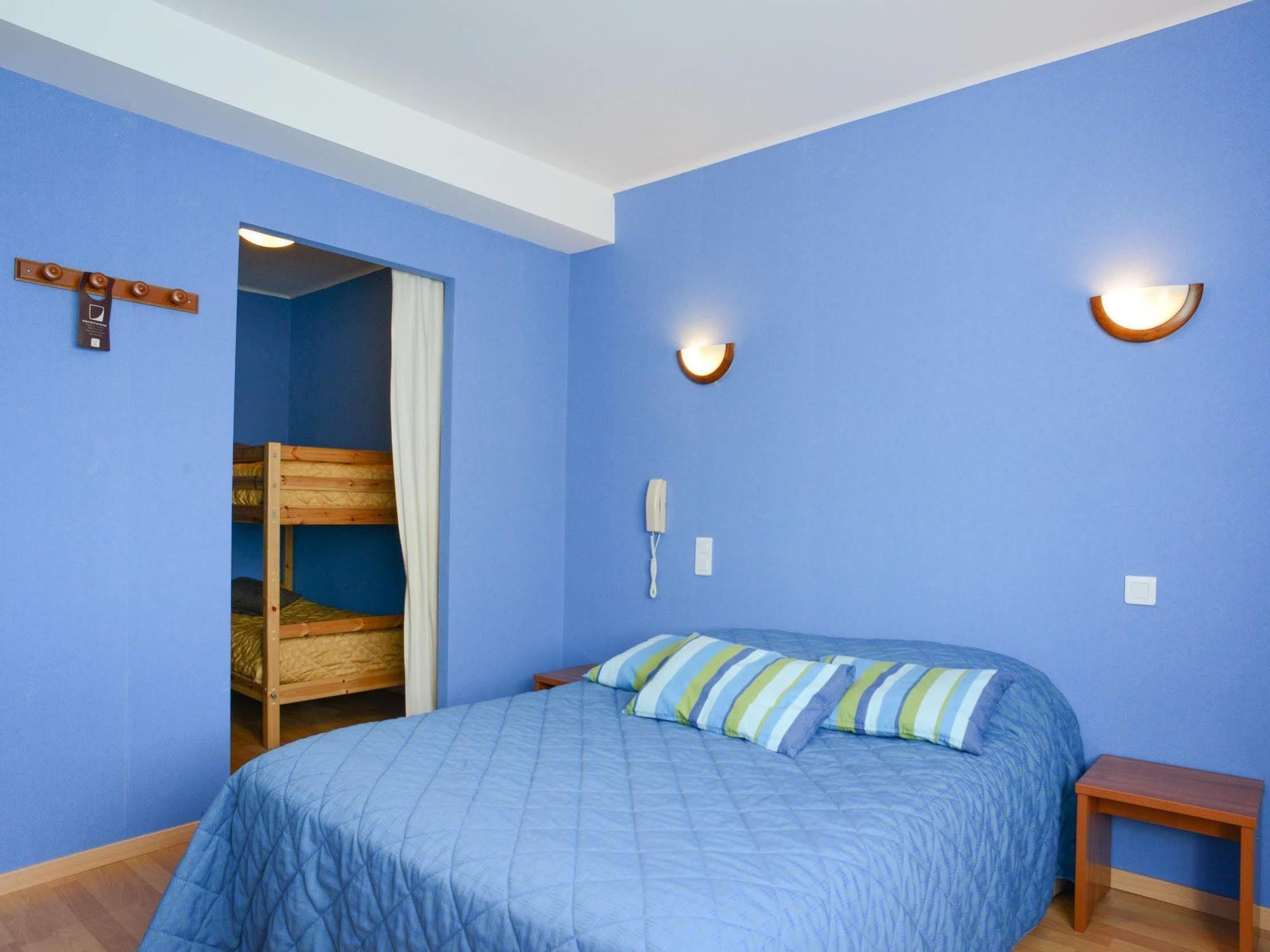 Hôtel Au P'Tit Quinquin à Céaux Extérieur photo